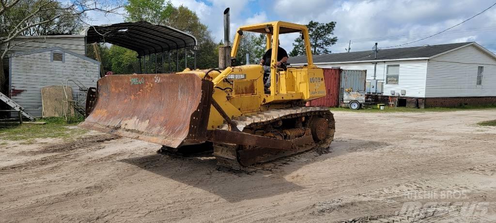 John Deere 850 B Buldooserid