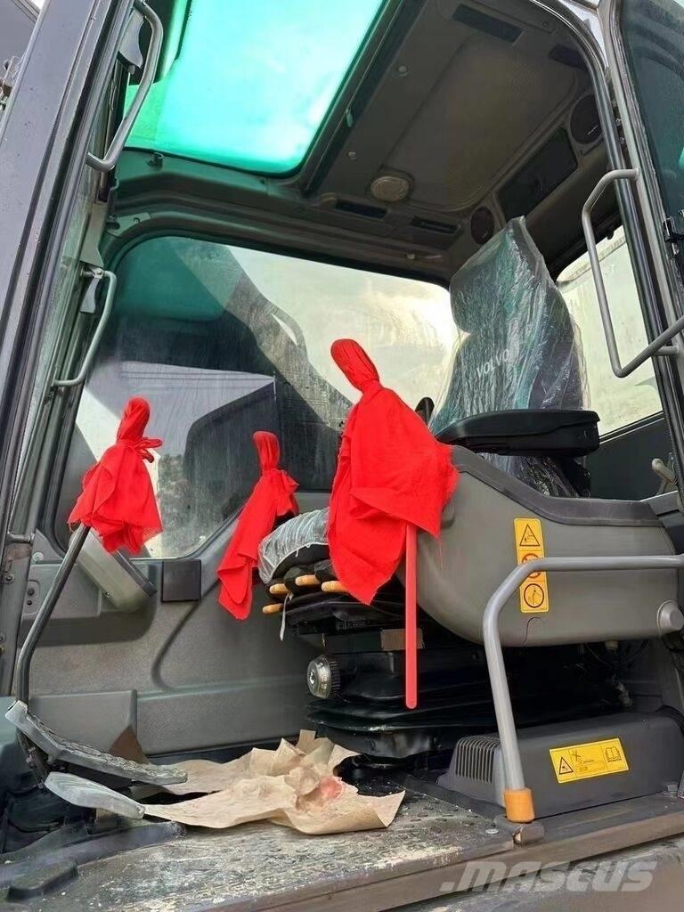 Volvo EC 290 Roomikekskavaatorid