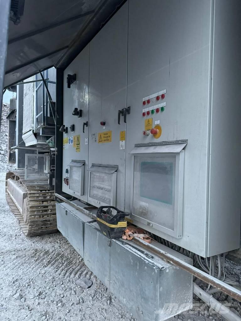 PJ JONSSON L 1511 Iseliikuvad purustid