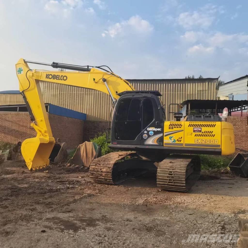 Kobelco SK 200 D Roomikekskavaatorid