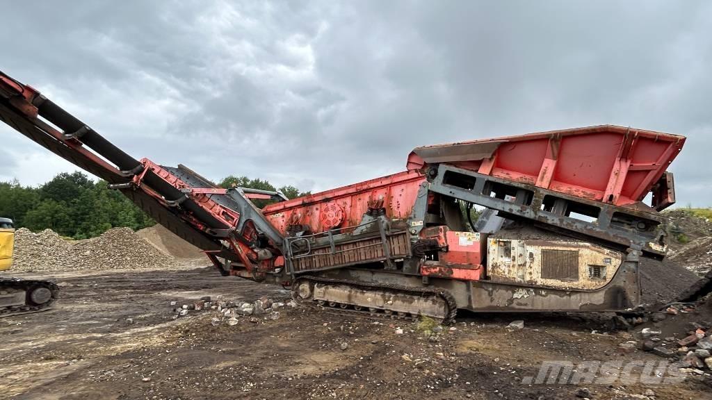 Sandvik QE 341 Iseliikuvad sõelad