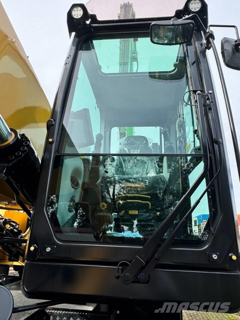 CAT MH 3040 Materjalikäitlusmasinad