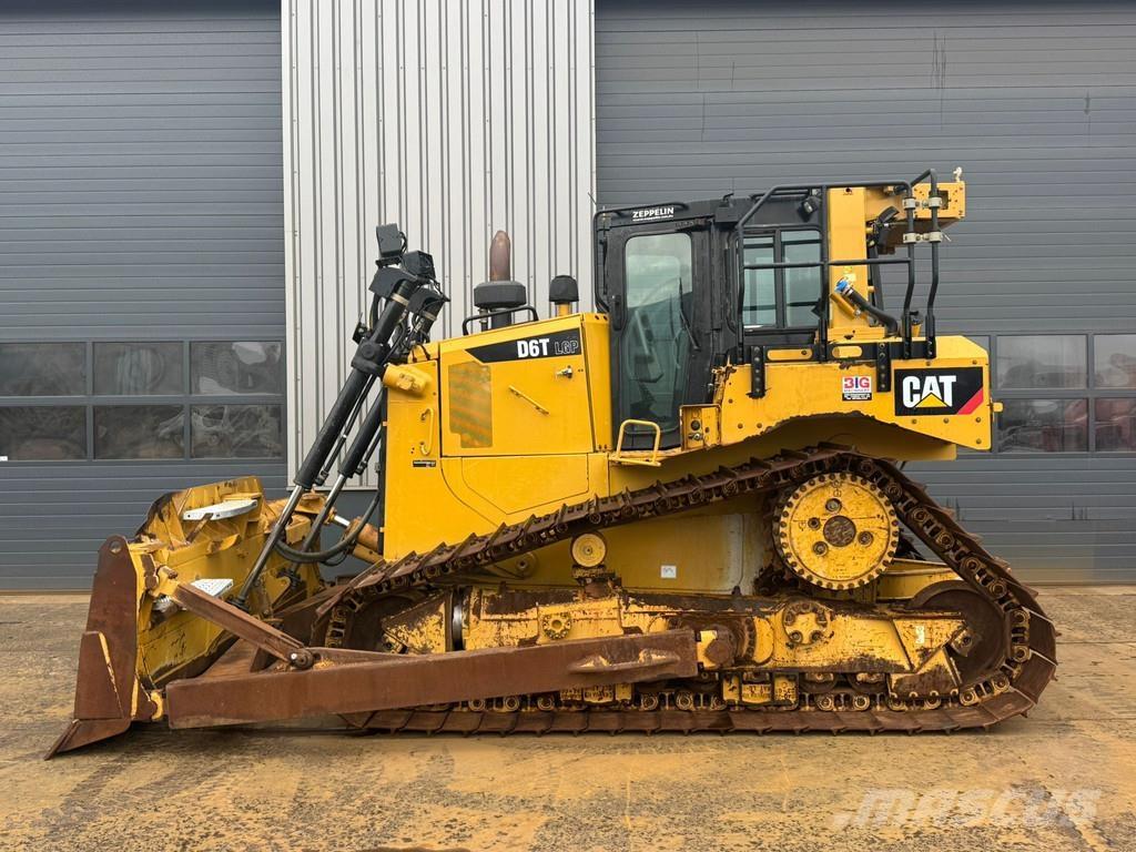CAT D6T LGP Buldooserid