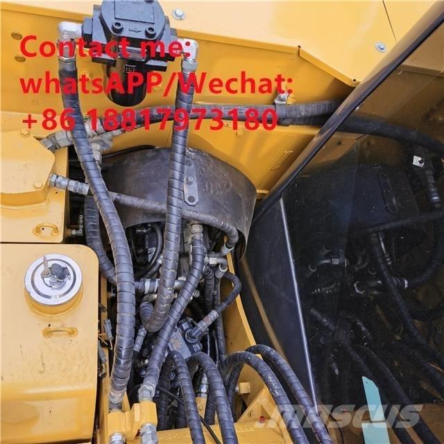 Komatsu PC70-8 Roomikekskavaatorid