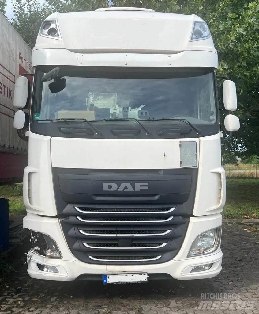 DAF XF 460 Sadulveokid
