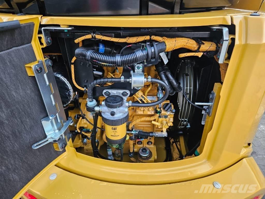 CAT 302.7 CR Miniekskavaatorid < 7 t