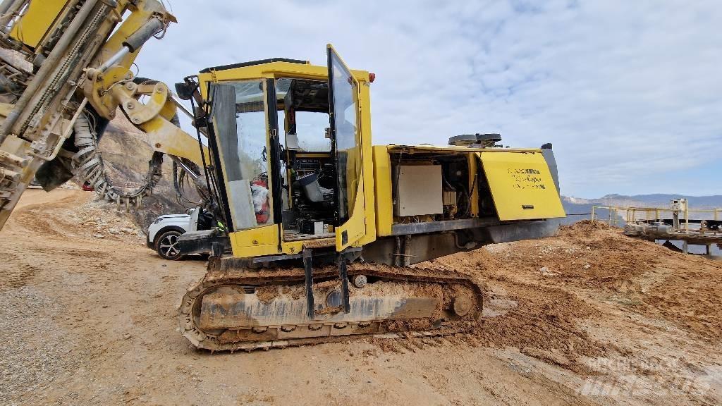Atlas Copco F6 Vertikaalsed puurmasinad