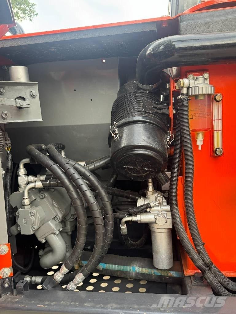 Hitachi ZX 70 Miniekskavaatorid < 7 t