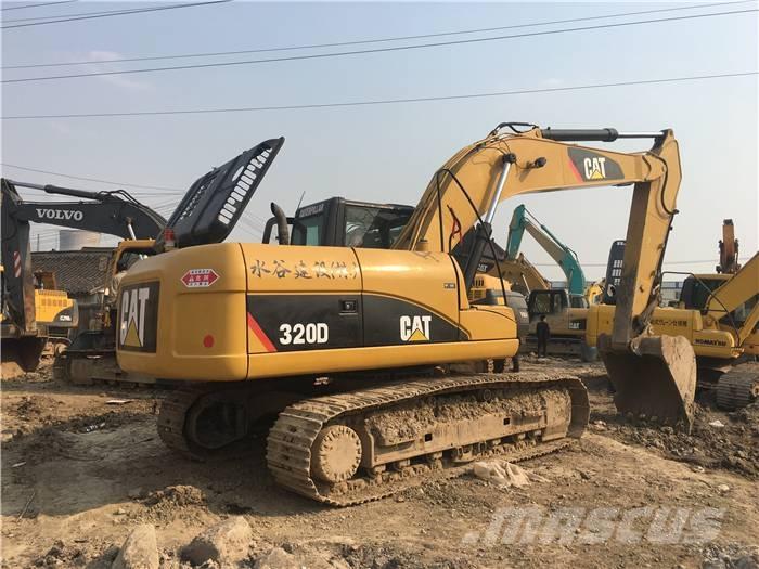 CAT 320 D L Roomikekskavaatorid