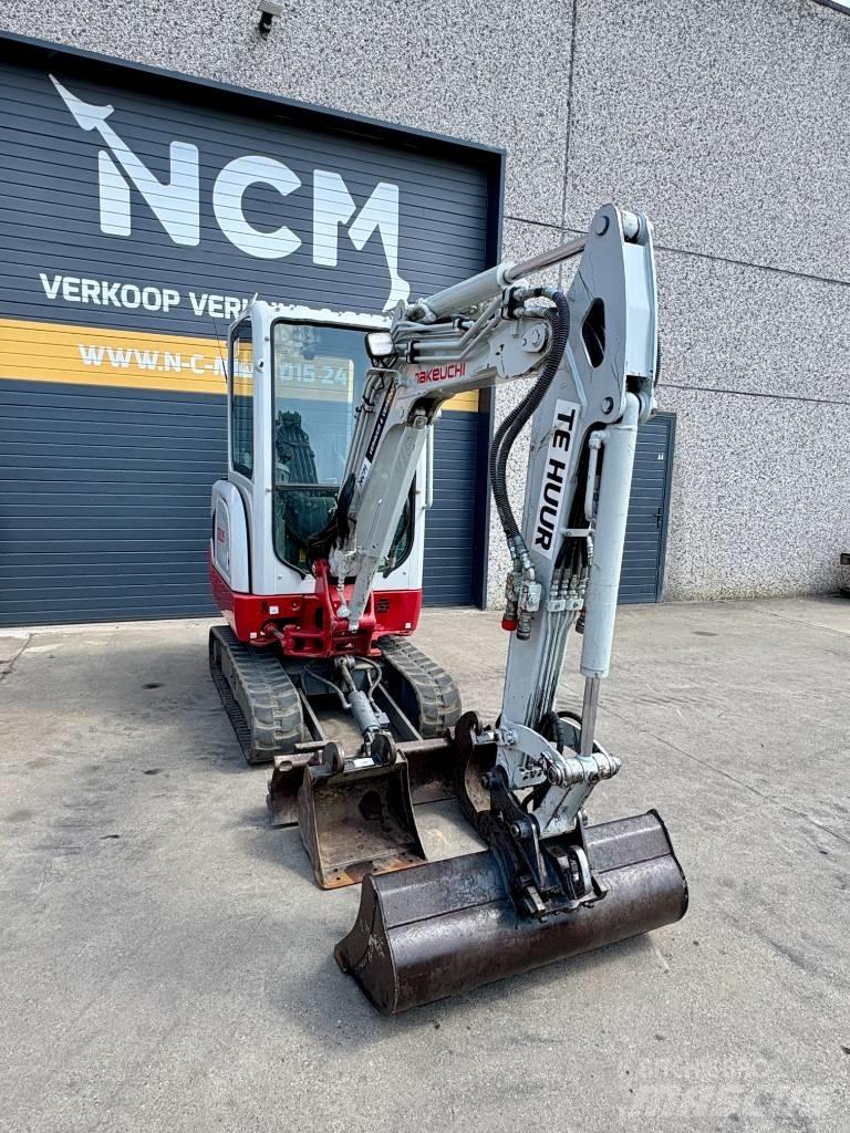 Takeuchi TB 225 Miniekskavaatorid < 7 t