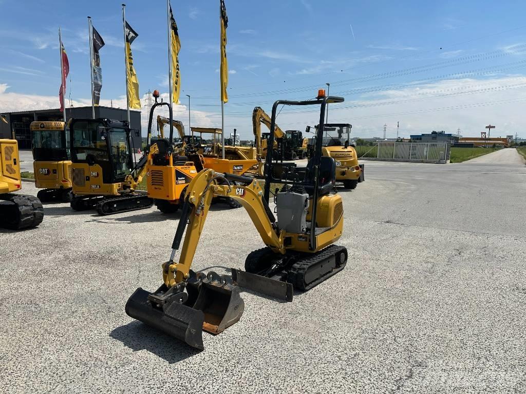 CAT 300.9 D Miniekskavaatorid < 7 t