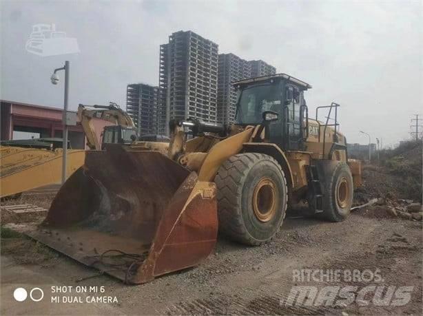 CAT 966L Rataslaadurid
