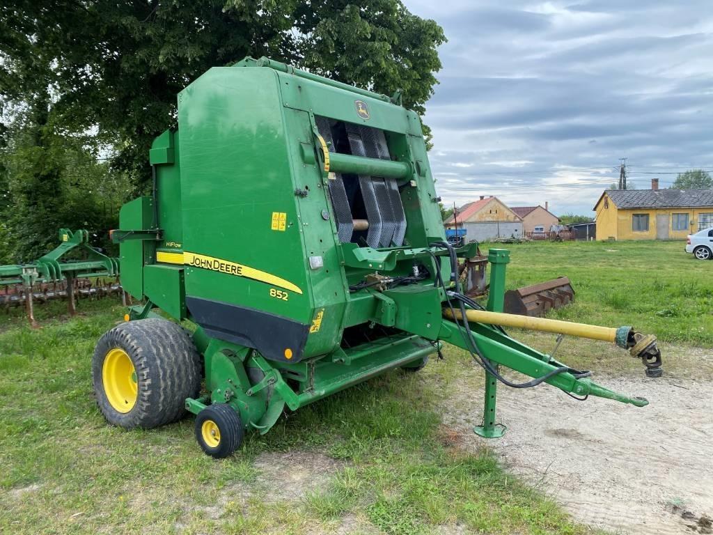 John Deere 852 Ruloonpressid