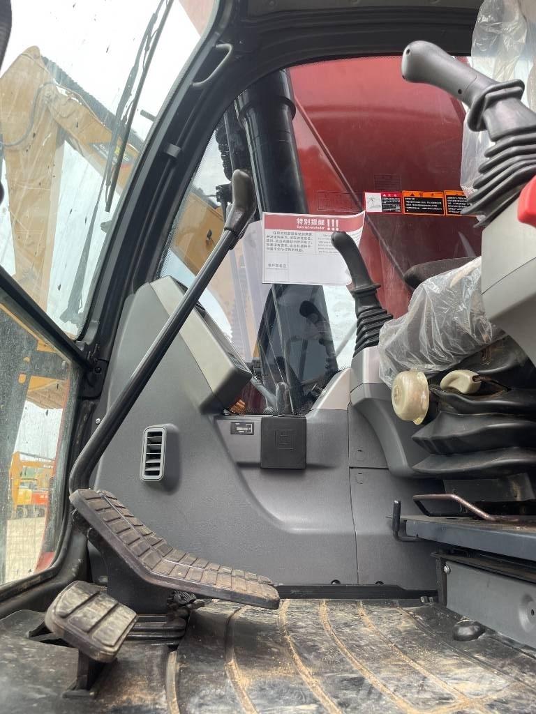 Doosan DX225LCA Roomikekskavaatorid