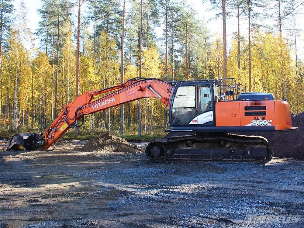 Hitachi ZX 250 LC-6 Roomikekskavaatorid
