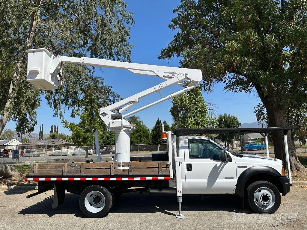 Ford F 550 Auto korvtõstukid