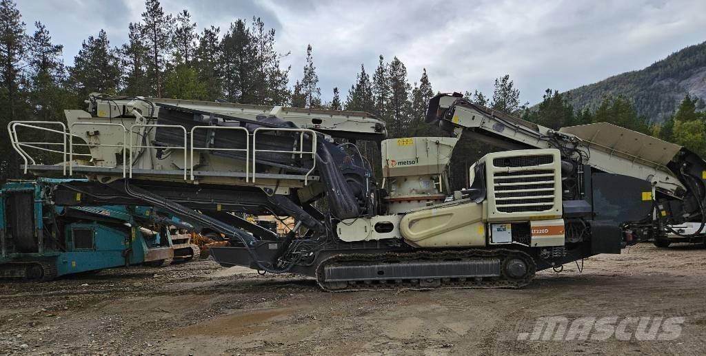 Metso LT 220 D Iseliikuvad purustid