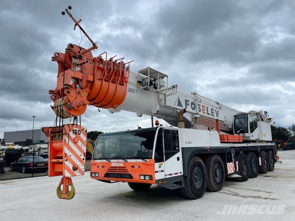 Demag AC 300 Maastikutõstukid