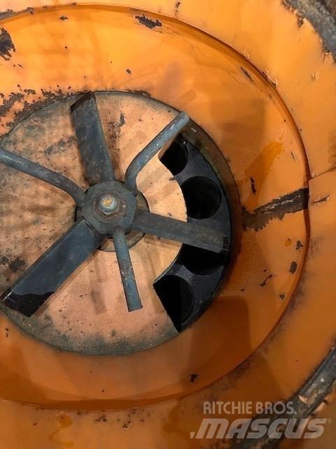 Meyco TORKRETNICA Betooni pumpautod