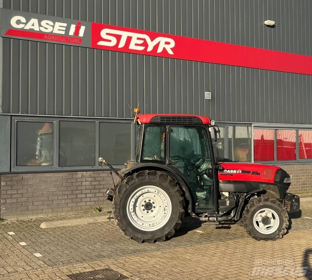 Case IH Quantum 85N Traktorid