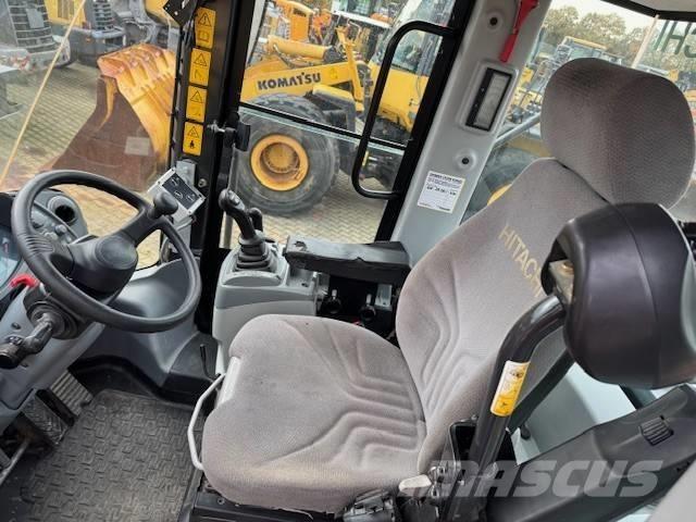 Hitachi ZW 250-6 Rataslaadurid