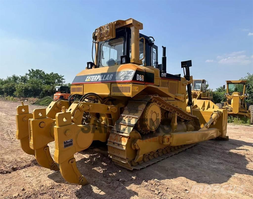 CAT D 8 R Buldooserid