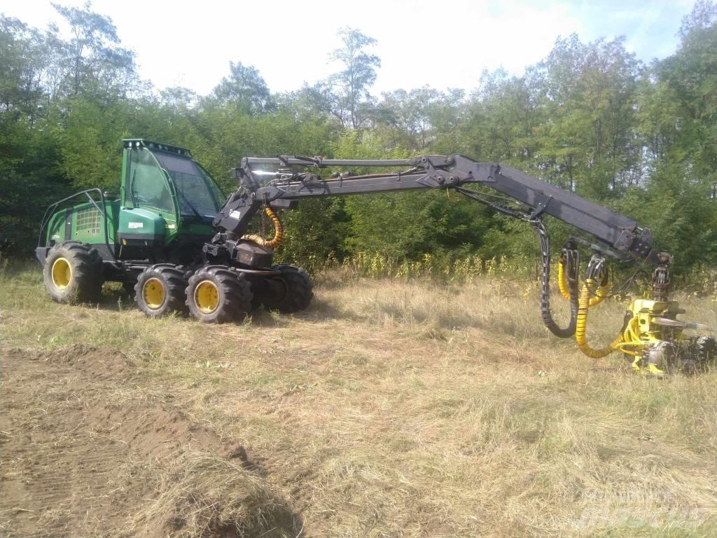 John Deere 1070 D Harvesterid