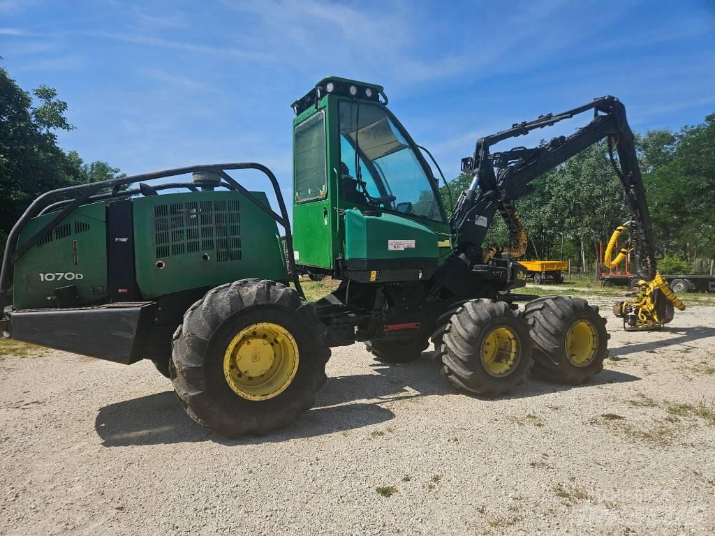 John Deere 1070 D Harvesterid