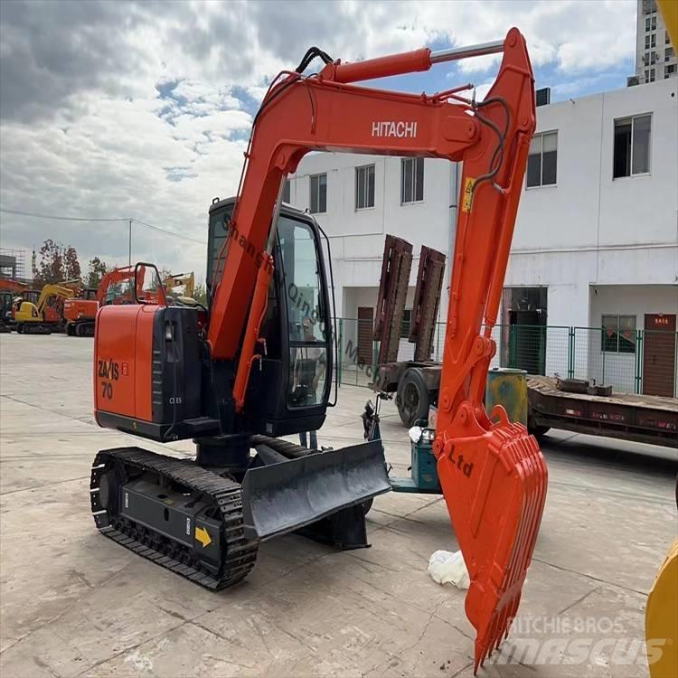Hitachi zx70 Roomikekskavaatorid