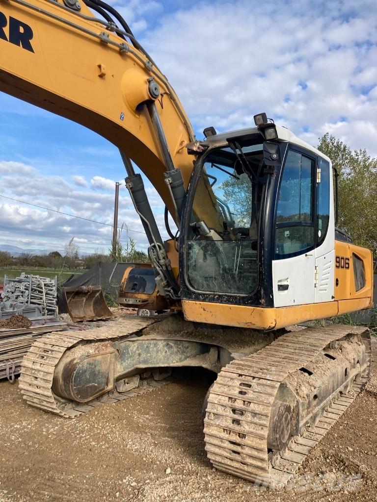 Liebherr R 906 Roomikekskavaatorid