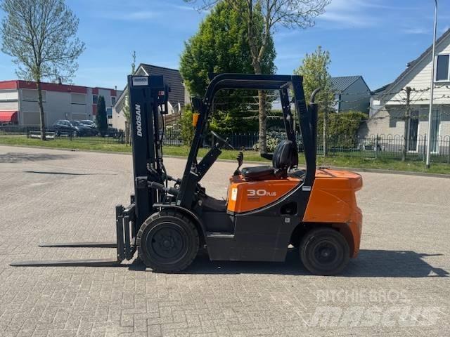 Doosan D30 Plus Diiseltõstukid