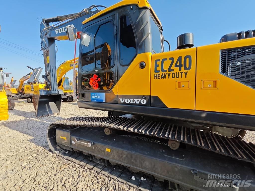 Volvo EC 240 B LC Roomikekskavaatorid