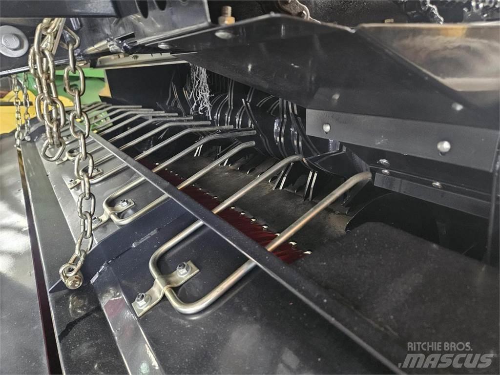 Case IH RB 344 RC Ruloonpressid