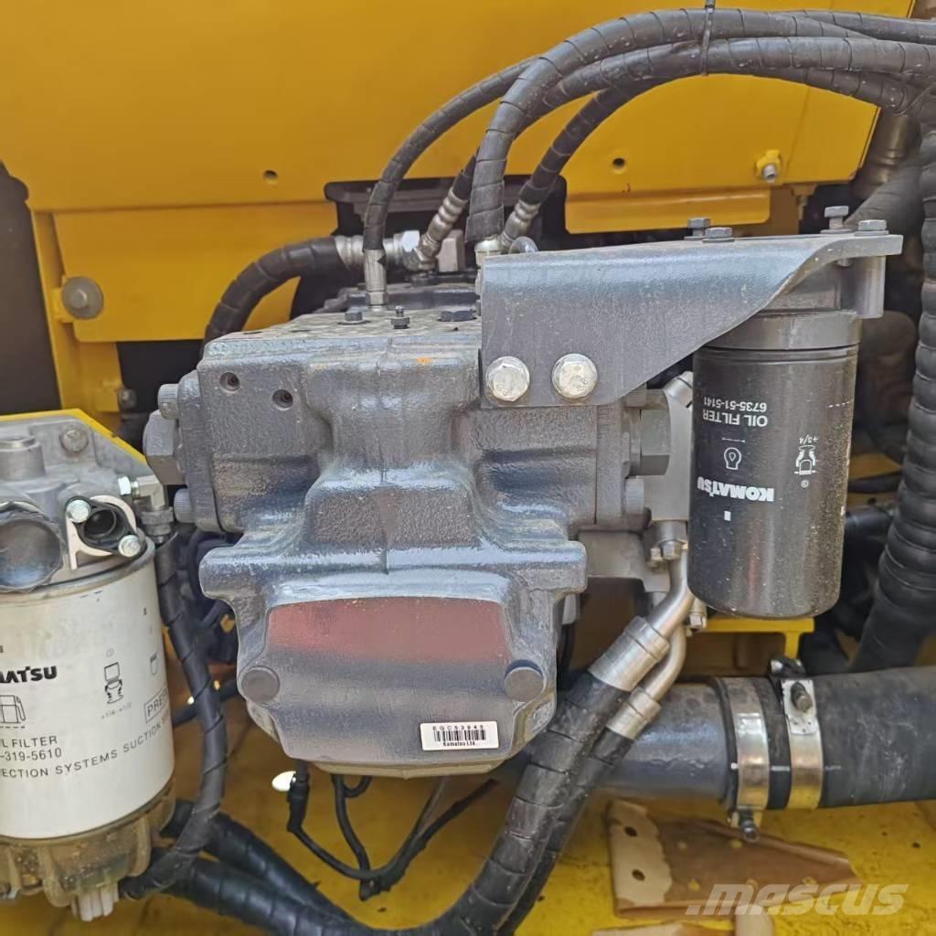 Komatsu PC 200-8 Roomikekskavaatorid