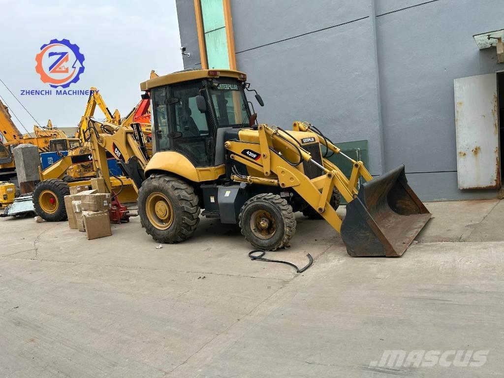 CAT 420 F Ekskavaatorlaadurid
