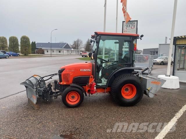 Kubota STW 37 Kompakttraktorid