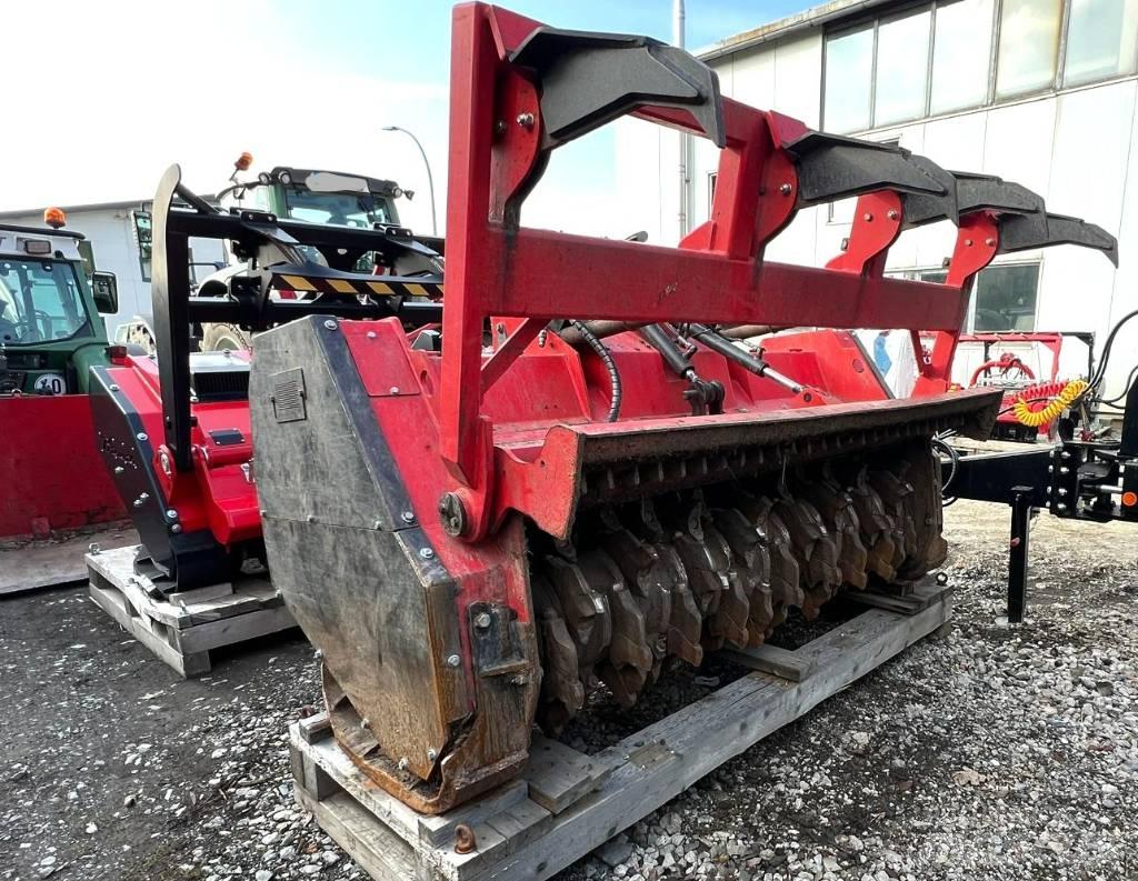 Prinoth AHWI M700 Metsamultšerid