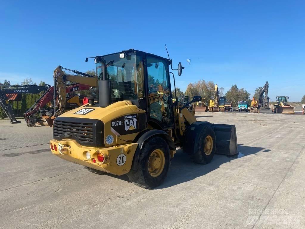CAT 907 H 2 Rataslaadurid