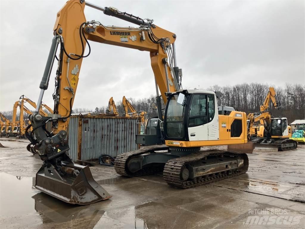 Liebherr R924 Roomikekskavaatorid