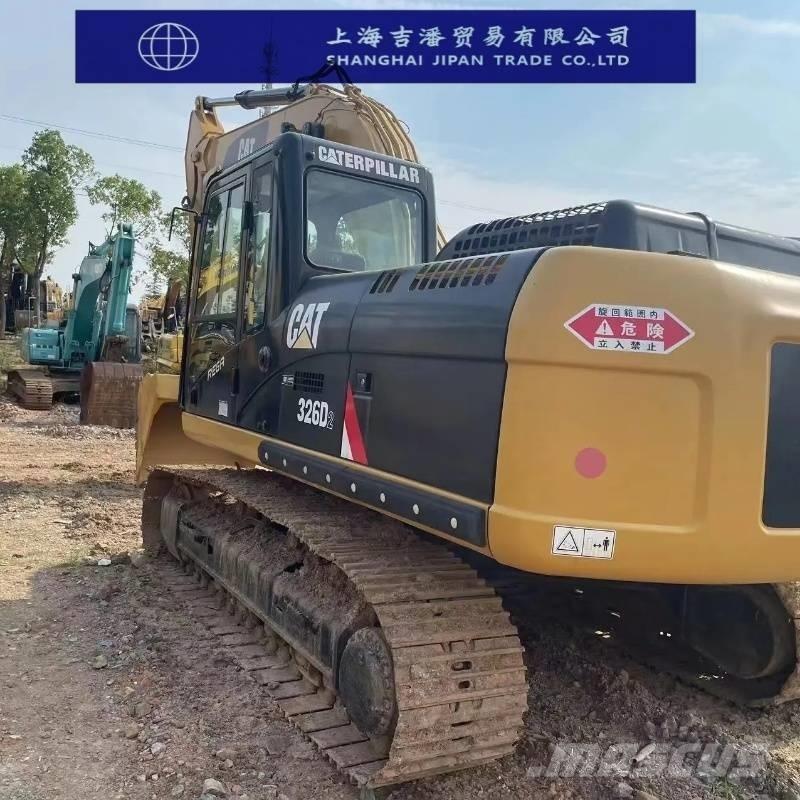 CAT 326 D Roomikekskavaatorid