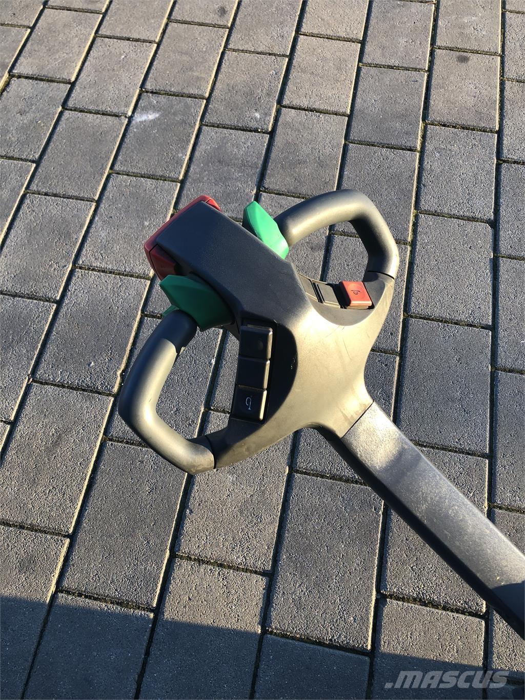 Jungheinrich WP16 Platvormiga virnastajad