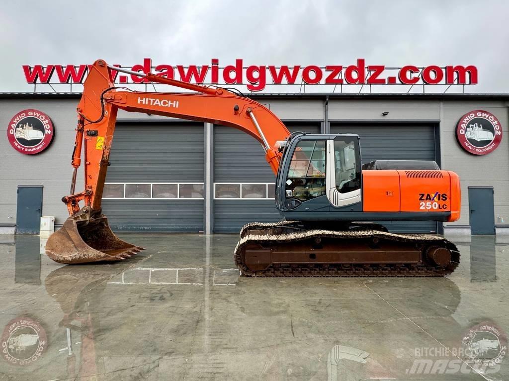 Hitachi ZX 250 LC-3 Roomikekskavaatorid