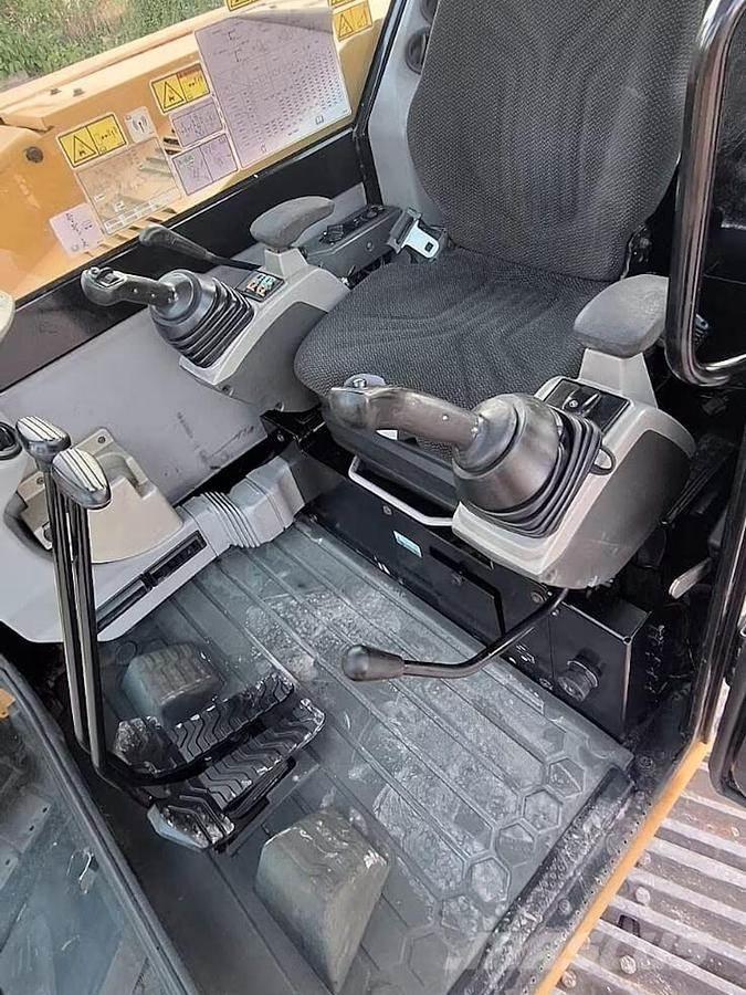 CAT 308E Väikeekskavaatorid 7t-12t