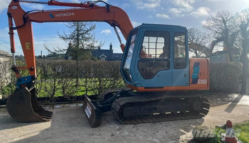 Hitachi EX 60-3 Väikeekskavaatorid 7t-12t