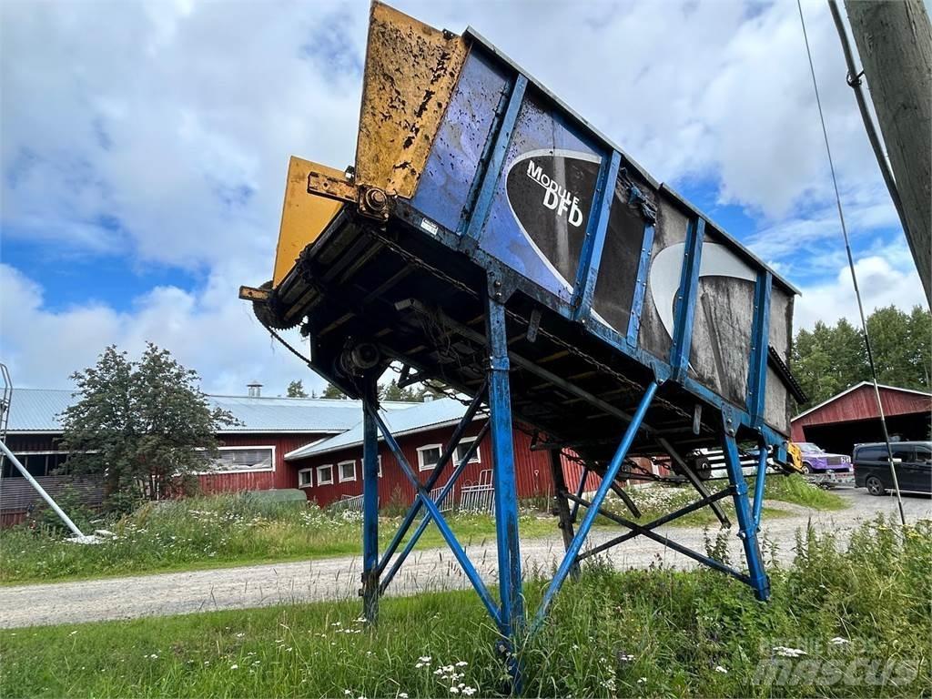 Pellon Täyttöpöytä Muu farmitehnika ja tarvikud