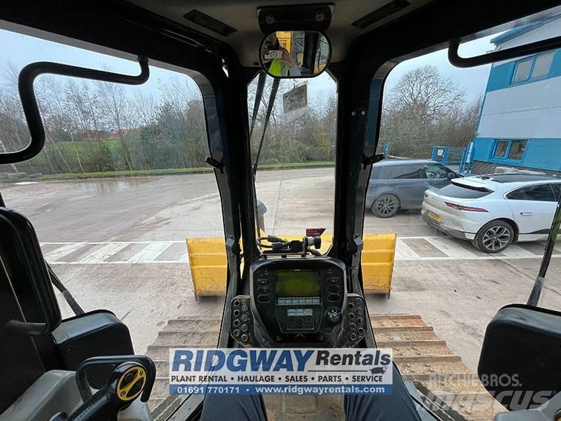 Komatsu D 51 PX-24 Buldooserid