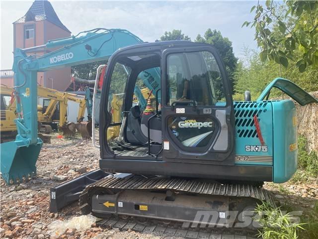 Kobelco sk75 Roomikekskavaatorid