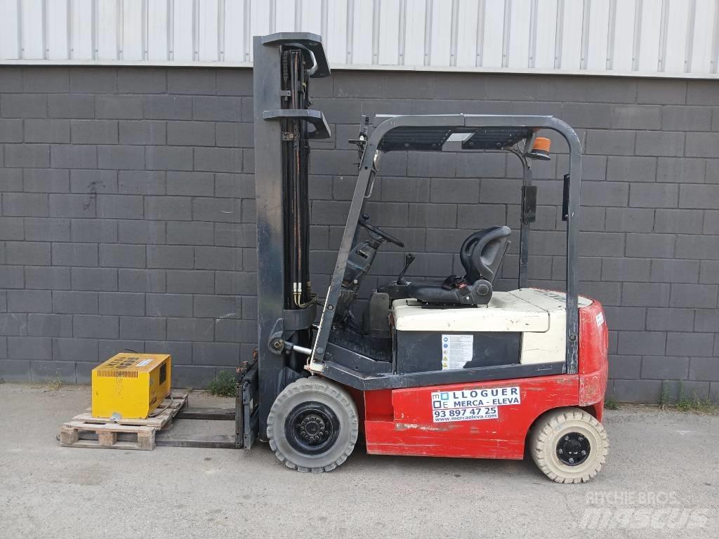 Nissan Q02 L 25 CU Elektritõstukid