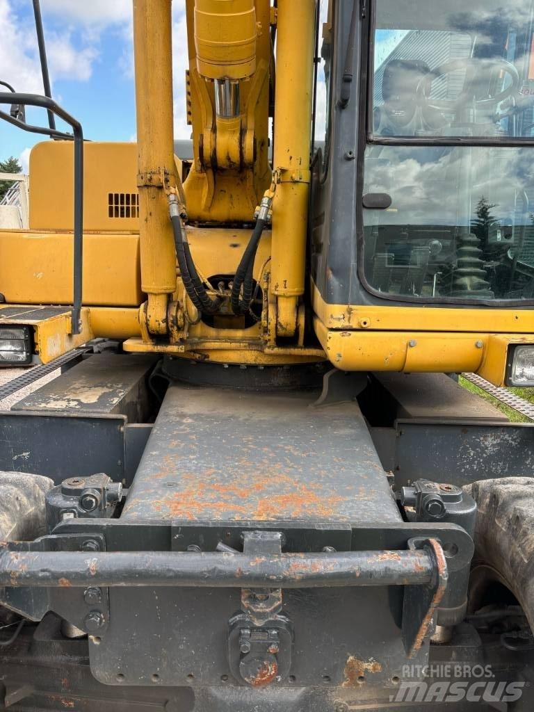 Komatsu PW 170 ES-6K Ratasekskavaatorid
