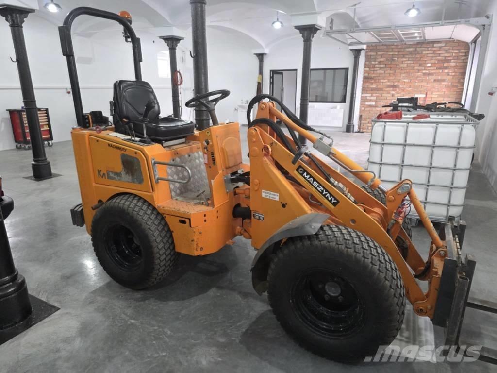 Knikmops KM 130 Väikelaadurid